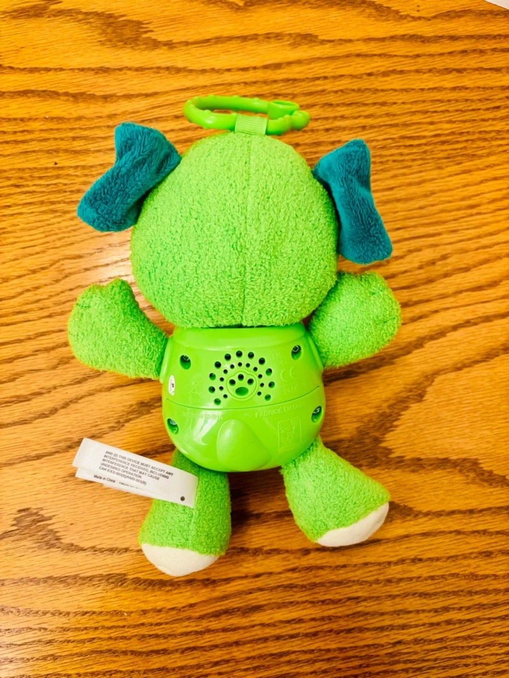 Leaf Frog Sing and Snuggle Scout the Puppy interactive toy